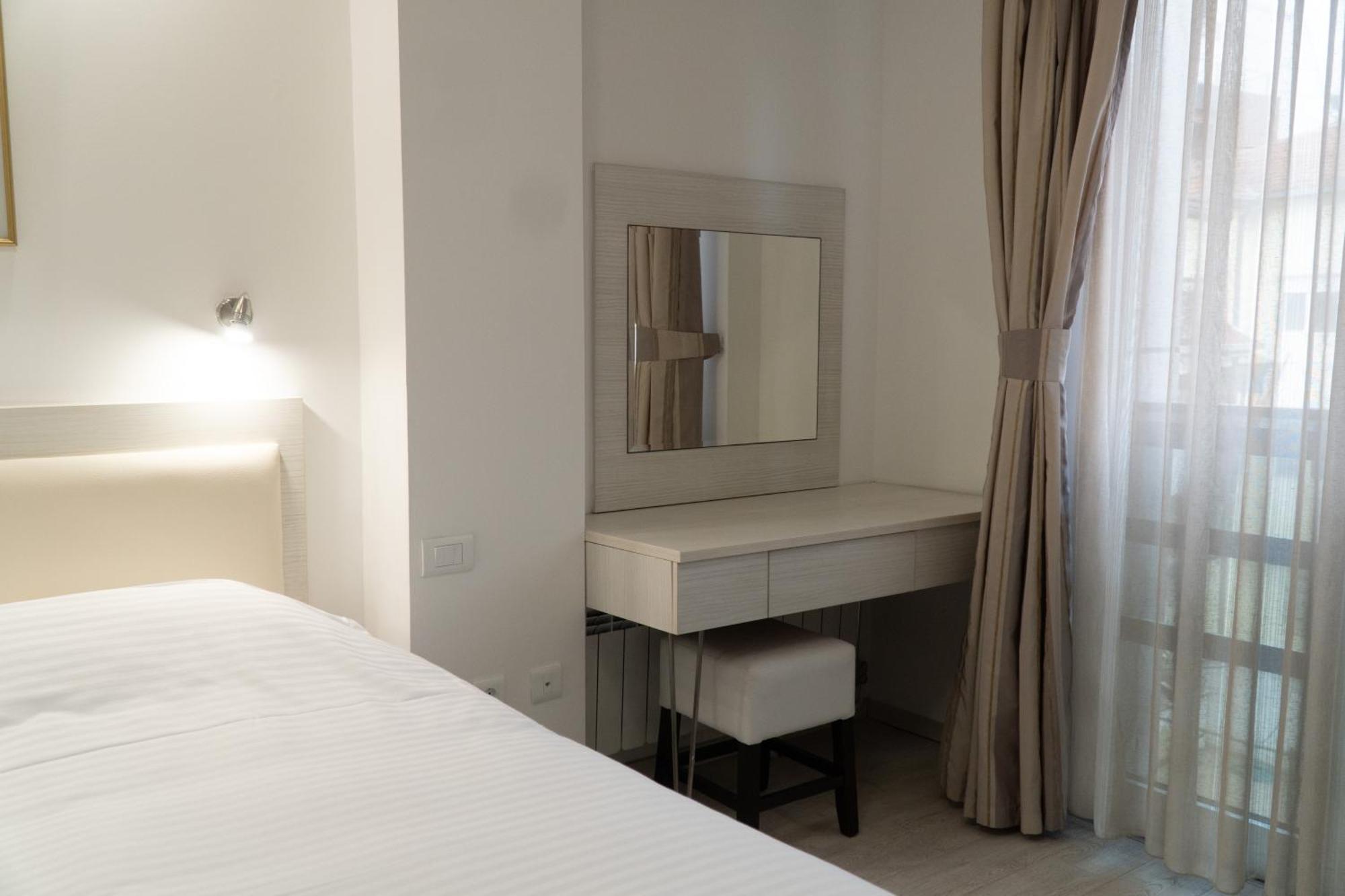 Sienna Apartments Skopje Extérieur photo